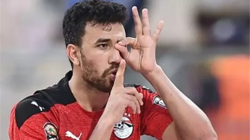 الأهلي يضرب دفاعات البنك الأهلي بالثلاثي.. تريزيجيه وطاهر ومروان