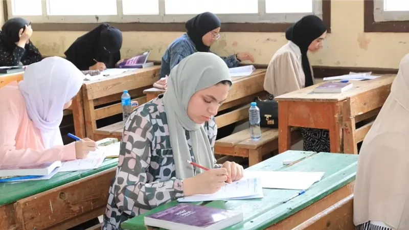 إجراءات تسجيل واعتماد استمارة الثانوية العامة للطلاب الوافدين