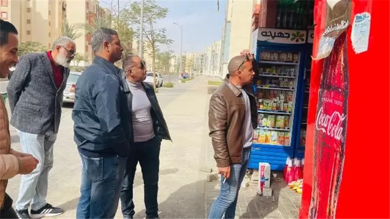 المخالفون على صفيح ساخن فى حدائق العاصمة بسبب مطاردات الجهاز.. بالصور