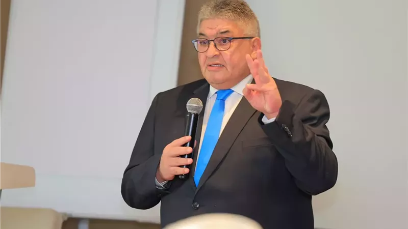 الرئيس الاقليمي يفتتح أكاديمية إعداد القادة بالأولمبياد الخاص الدولي في جدة