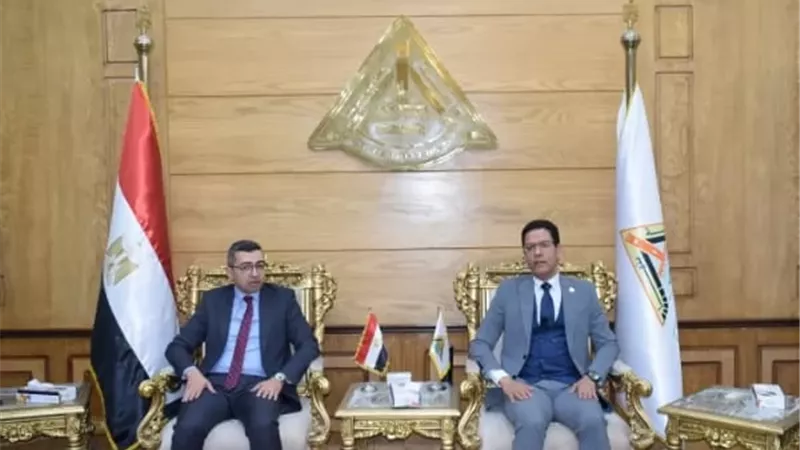 جامعة بنها تخضع للتقييم الخارجي لنظم الجودة والسلامة والصحة المهنية