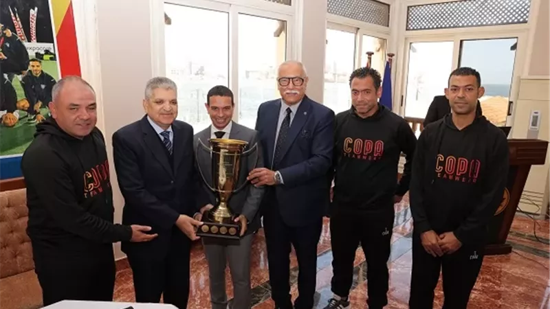 هيئة قناة السويس تكرم فريق الهوكي بنادي بورفؤاد الرياضي