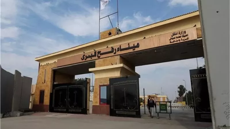 مصر تعفي الفلسطينيين من رسوم معبر رفح نهائياً