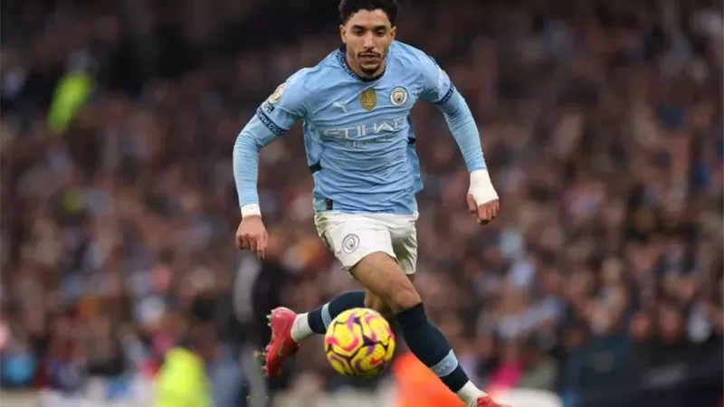 جوارديولا لـ عمر مرموش.. لاعب رائع ومذهل