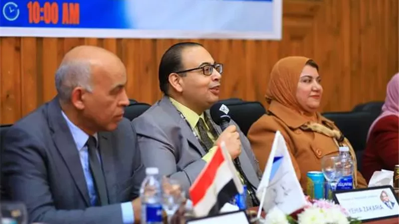 بدء فعاليات اليوم العلمي لوحدة أمراض الكلى بطب كفرالشيخ