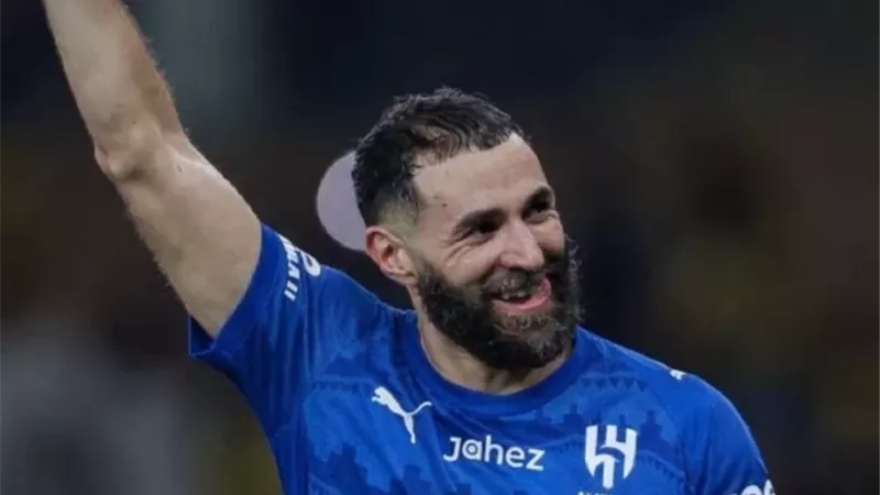 بنزيما يقود تشكيل الهلال أمام الأخدود في الدوري السعودي