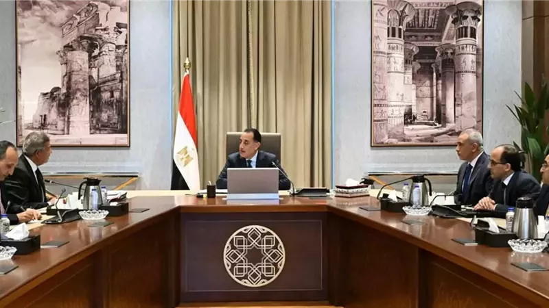 رئيس الوزراء يلتقي رئيس المجلس الأعلى لتنظيم الإعلام