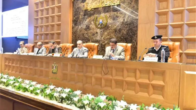 جاهزية المحافظة لاستقبال رمضان ويطلق مبادرات نوعية