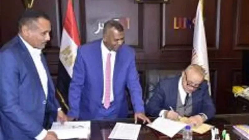 محافظ الأقصر يعتمد نتيجة الفصل الدراسى الأول للشهادة الإعدادية