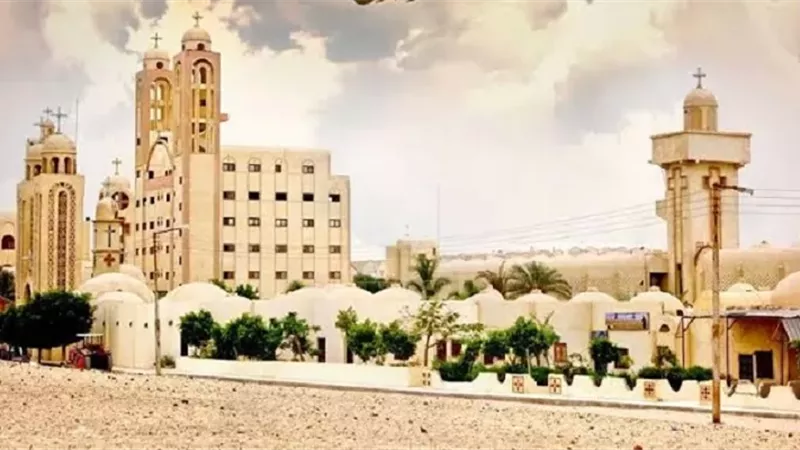 مصرع 4 وإصابة 2 في انهيارسور بأحد مباني دير القديس ابو فانا بملوي