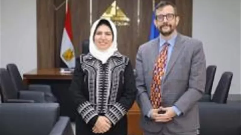 نائب محافظ دمياط تستقبل وفدا رفيع المستوى من السفارة الكندية