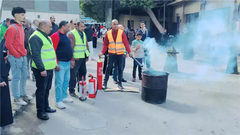 تنفيذ مناورة إخلاء افتراضية بمبنى السموم بمستشفيات جامعة القاهرة