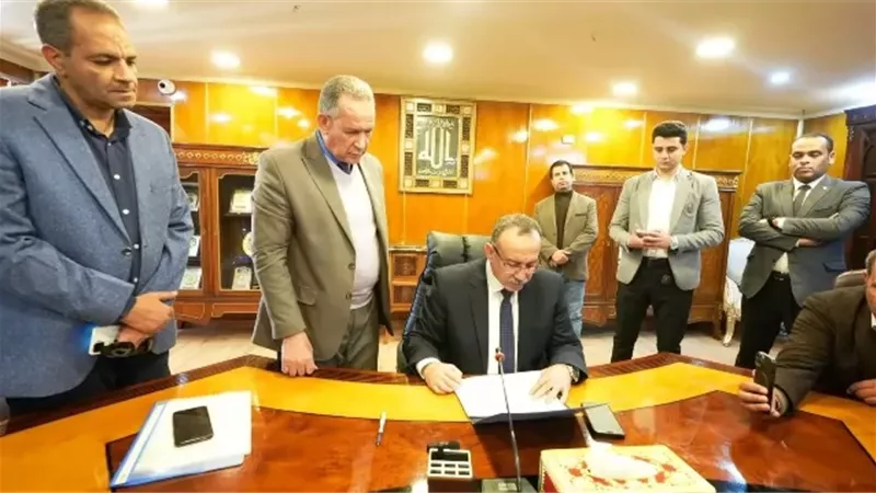 محافظ أسيوط يعتمد نتيجة الشهادة الإعدادية للفصل الدراسي الأول