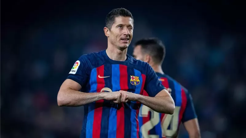 برشلونة ينهي الشوط الأول متقدما على ريال مايوركا بهدف ليفاندوفسكي