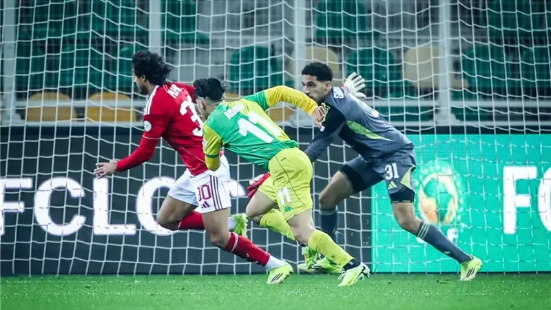 الأهلي يتعادل مع شبيبة القبائل سلبيا ويتأهل لربع النهائي