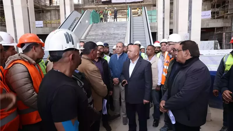 كامل الوزير: القطار الكهربائي السريع نقلة نوعية في النقل الأخضر