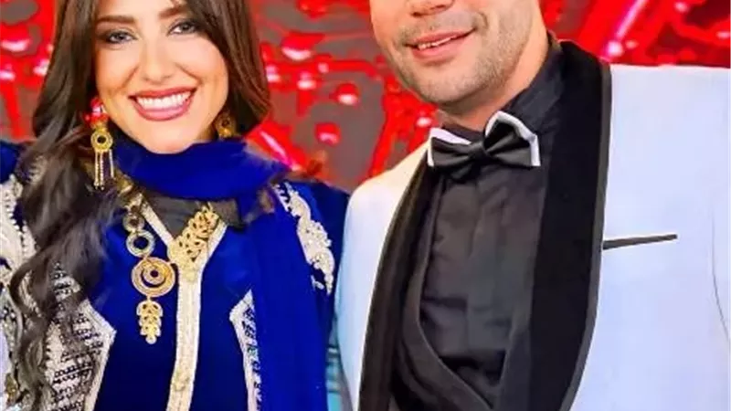 محمد إمام يعبر عن سعادته بالعمل مع حنان مطاوع فى 