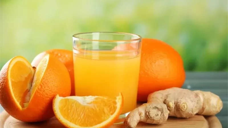 مشروب البرتقال والزنجبيل الطبيعي
