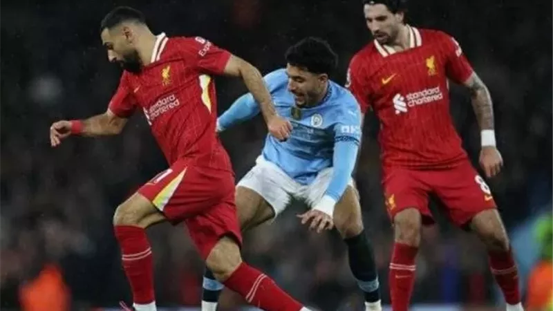 التعادل ينهي الشوط الأول من قمة ليفربول و مانشستر سيتي