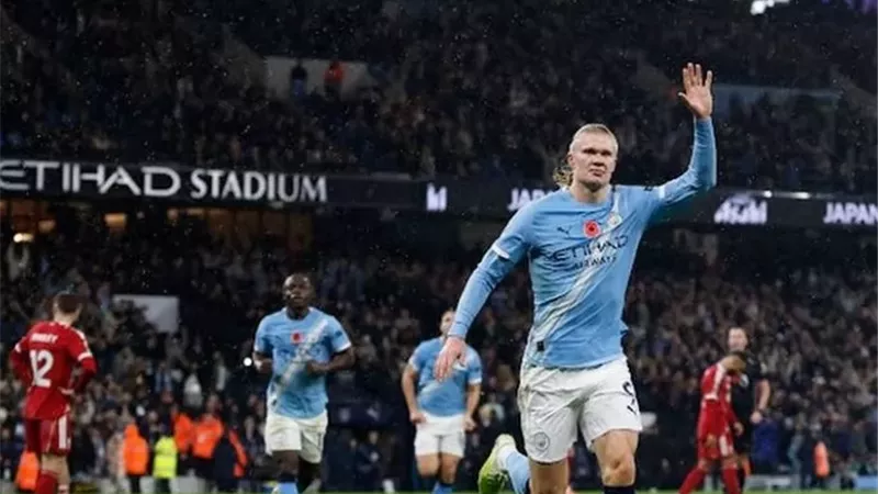 مانشستر سيتي يُعاقب ليفربول فى أنفيلد ويقلص فارق النقاط مع الآرسنال