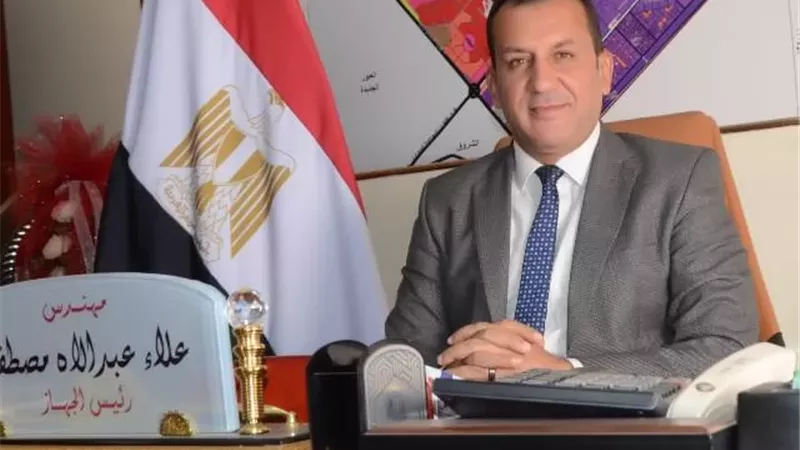 رئيس جهاز العاشر يتابع أهم الأعمال الخدمية بالأحياء والمناطق الصناعية