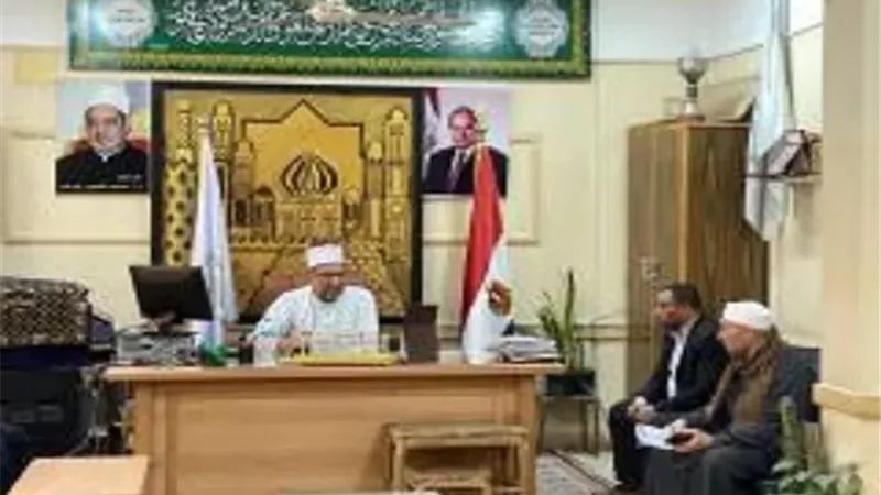 طلحه يستعرض خطة المنطقة الأزهرية بكفرالشيخ للفصل الدراسي الثاني
