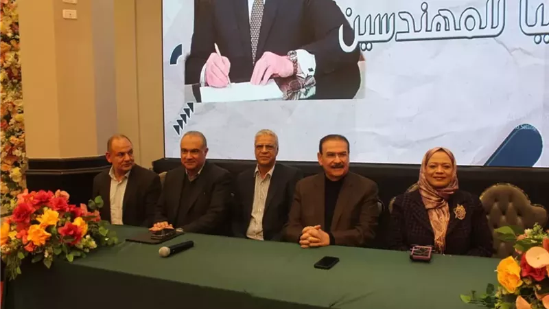 هاني ضاحي يلتقي مهندسي السويس ويستعرض برنامجه الانتخابي ويطرح فكرة إنشاء نادٍ للمهندسين