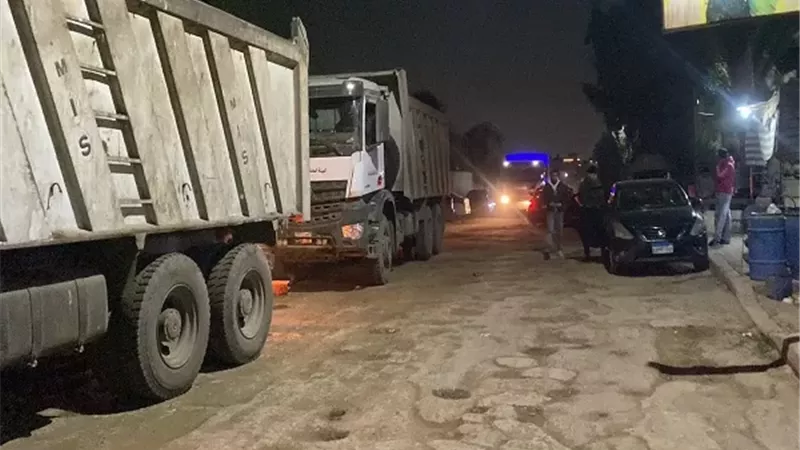 محافظة الجيزة ترفع ١٢٠٠ طن مخلفات هدم بمحيط المنطقة الأثرية