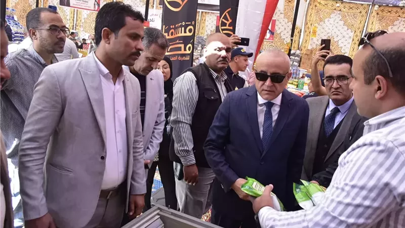 محافظ الأقصر يتفقد سوق شرق السكة ويشدد على النظافة وضبط الأسعار
