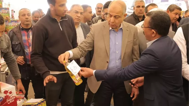 التوسع في إقامة معارض 