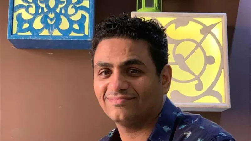 نجاة محمد صلاح العزب من حادث مروع بسبب الهاتف