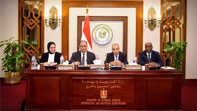 وزير الخارجية : المرحلة الراهنة تتطلب أعلى درجات الجاهزية والانضباط والتنسيق