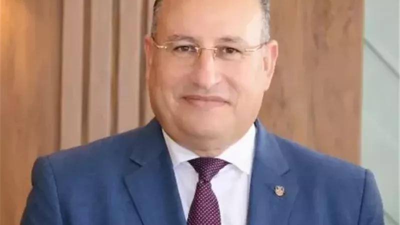 رئيس جامعة دمياط يهنئ وزير التعليم العالي الجديد