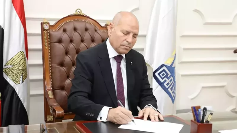 محافظ القاهرة: مد مواعيد العمل بنفقى الأزهر خلال شهر رمضان