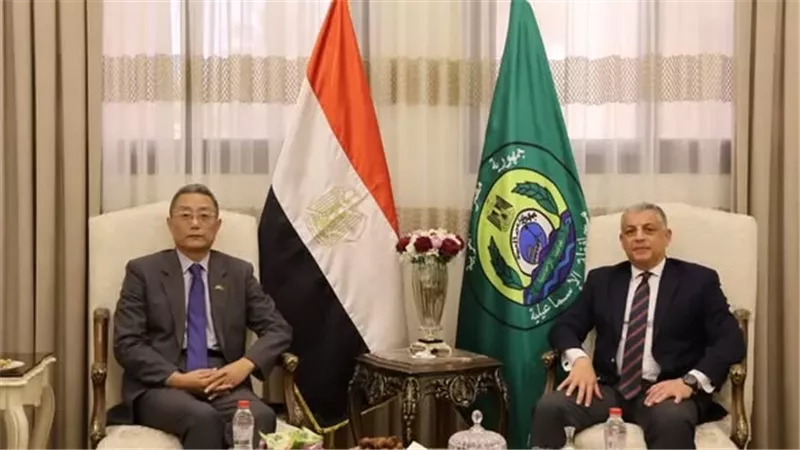 القنصل الصيني يستعرض الفرص الإستثمارية بالإسماعيلية