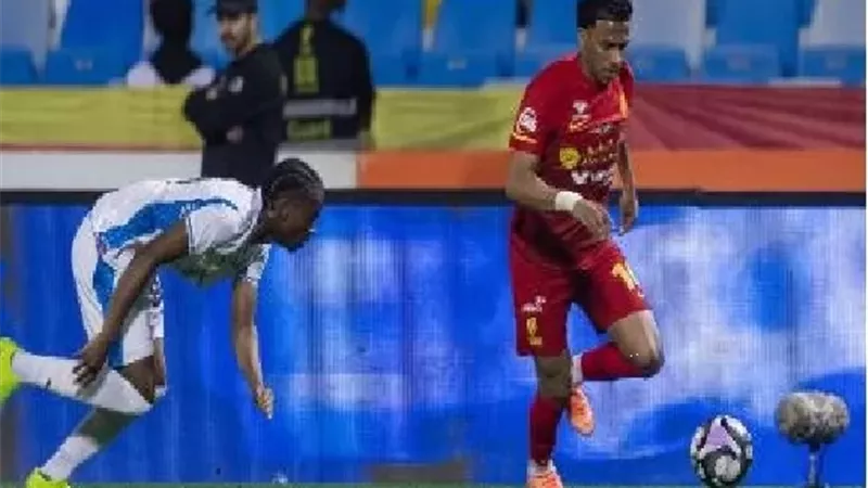 القادسية يقتنص فوزاً قاتلاً من نيوم في الدوري السعودي