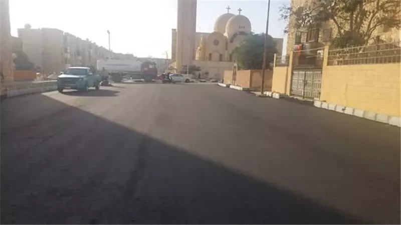 تطوير ورصف شوارع حي ثالث الإسماعيلية..صور
