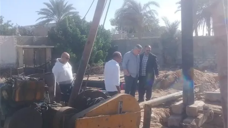 إيقاف أعمال حفر مخالف ومصادرة المعدات المستخدمة في الغردقة