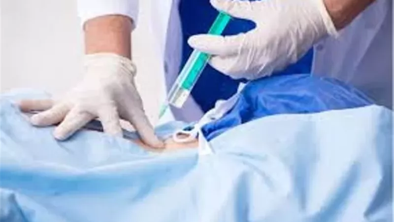 ضبط ممرض قام بتخدير مريضه وهتك عرضها بغرفة العناية المركزة