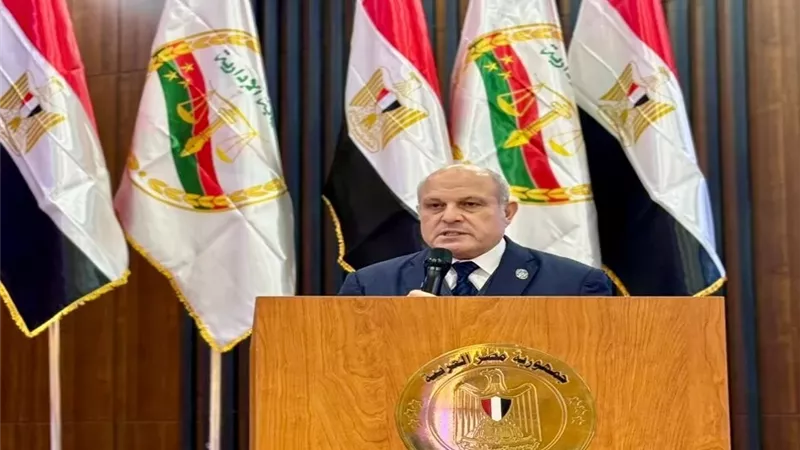 إحالة 7 مسؤولين بـالهيئة العامة للنظافة للمحاكمة