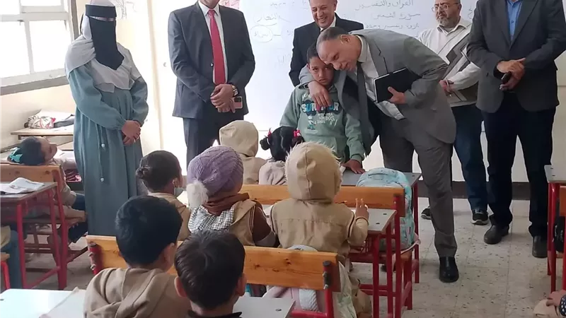 جولة تفقدية لمساعد الوزير ومدير تعليم البحيرة بمدارس مركز دمنهور