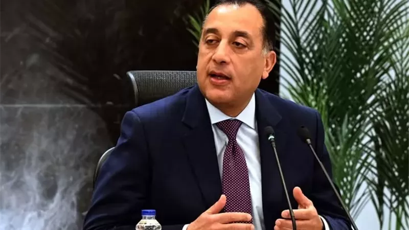 رئيس الوزراء يهنئ الرئيس السيسي بقدوم شهر رمضان المعظم
