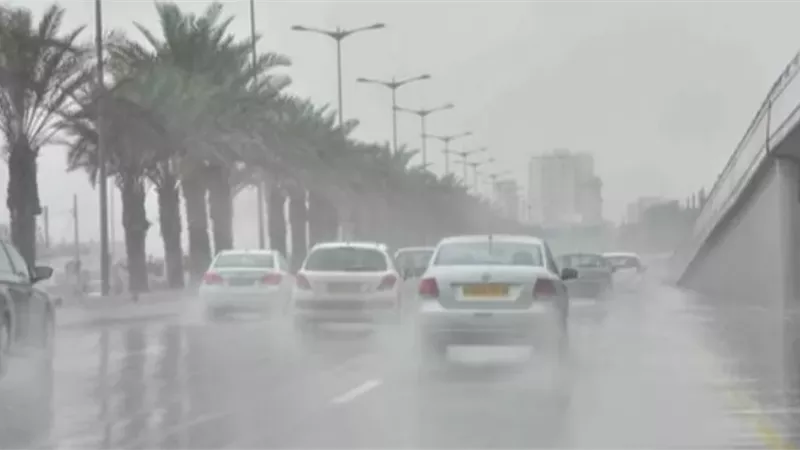 أمطار متوسطة تضرب القاهرة والجيزة وانخفاض الحرارة