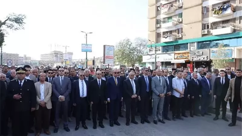 محافظ المنيا ومدير الأمن أول المشيعين لجنازة اللواء مصطفى خليل