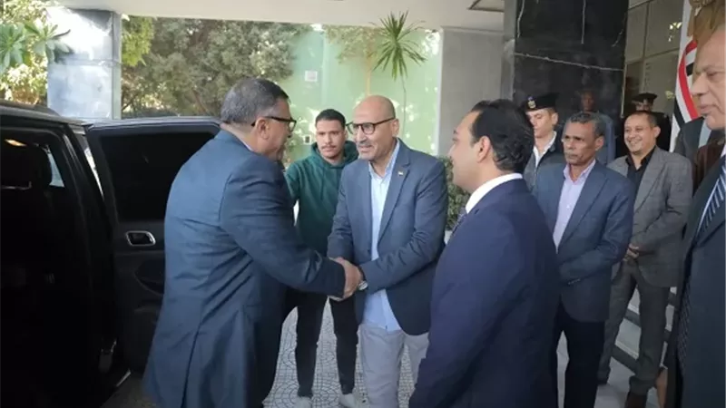 محافظ قنا الجديد: مكتبي مفتوح للجميع وهدفي خدمة المحافظة وأبنائها