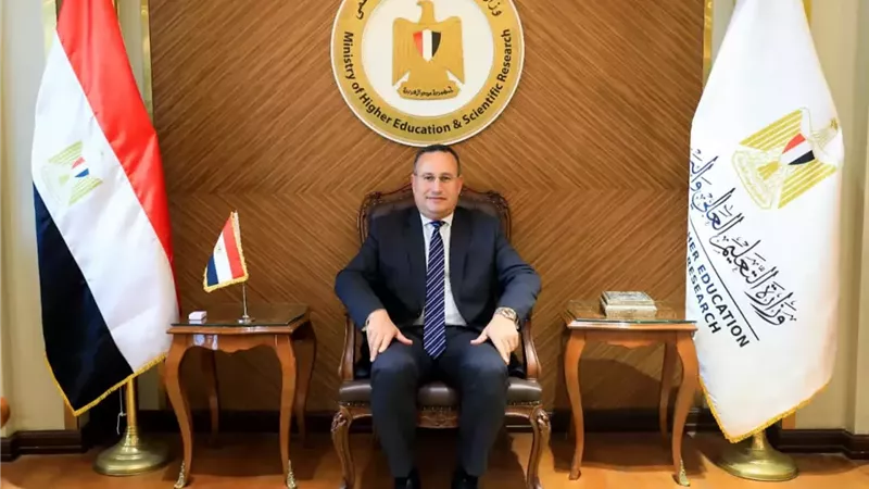 وزير التعليم العالي يهنئ المجتمع الأكاديمي بشهر رمضان المبارك