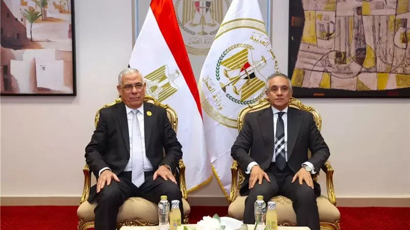 وزير العدل يستقبل النائب العام لتهنئته بتولي مهام منصبه