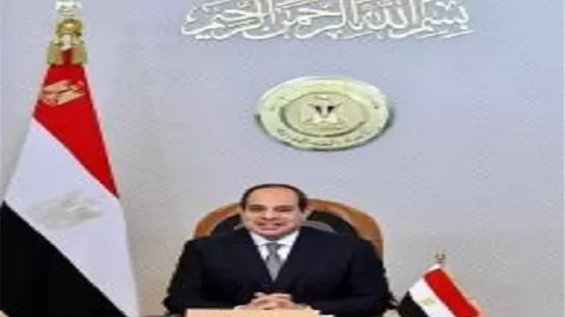 محافظ الأقصر يهنئ الرئيس السيسى بمناسبة حلول شهر رمضان