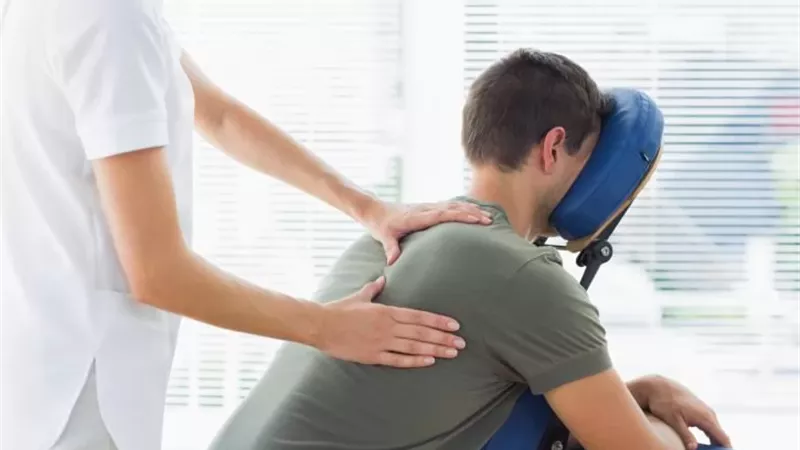 نظرة الشريعة الإسلامية لمهنة العلاج الطبيعي وشروط ممارستها
