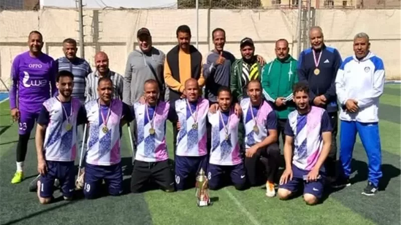 فريق العاملين بجامعة أسيوط يفوز بالمركز الأول في كرة القدم